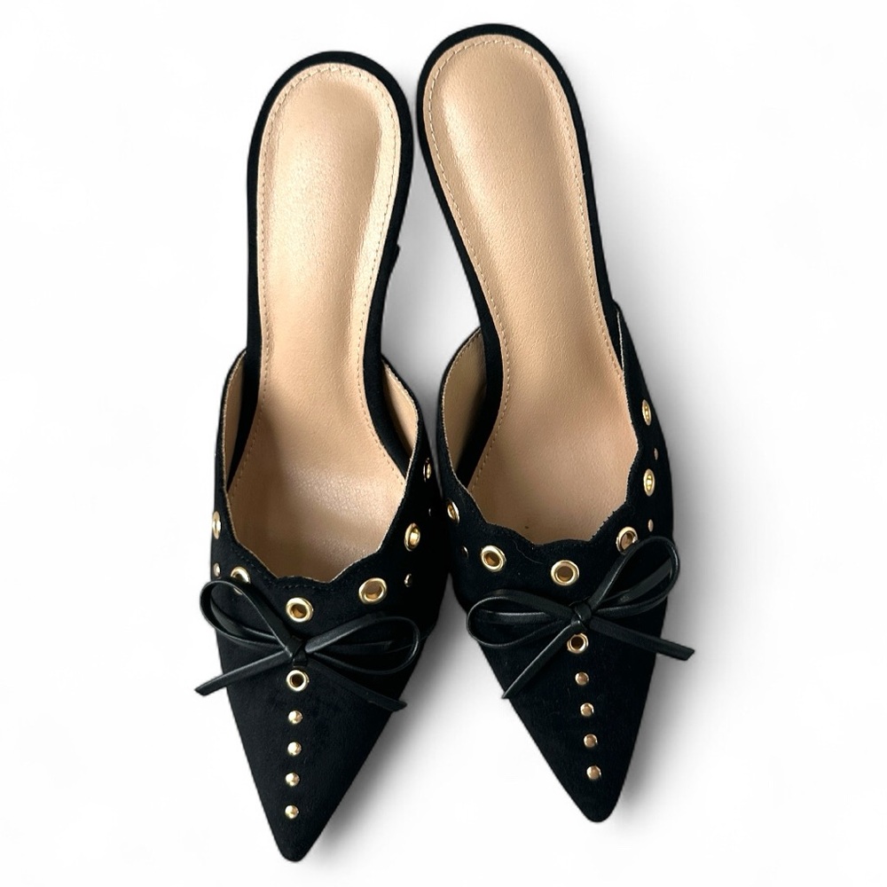 VOLEECE Black Faux Suede Studded Pointed Toe Mules Heels Heels Size 9
